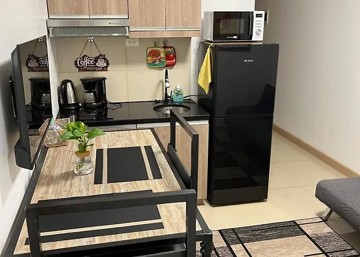 Bay Staycation Near Moa, Moa Arena, And Naia Manila